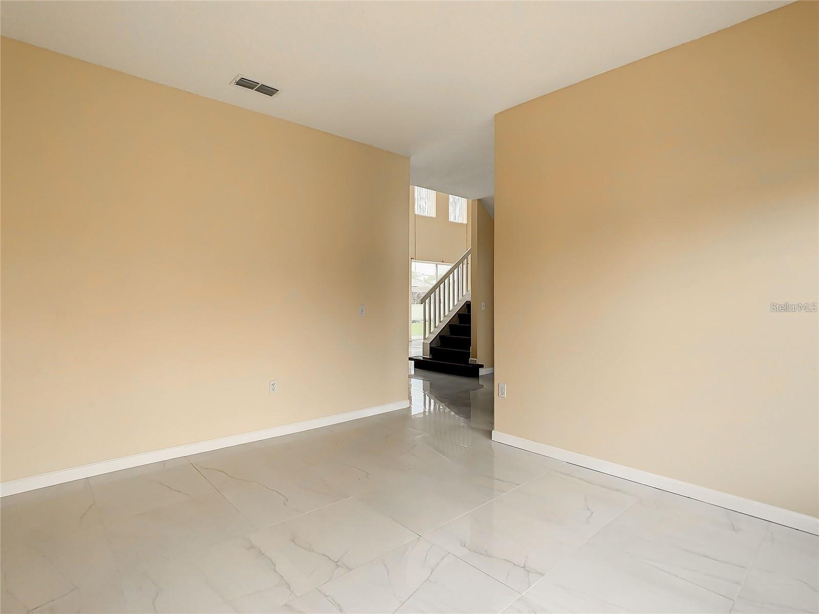 Image 9 of 65 For 152 Briarcliff Drive