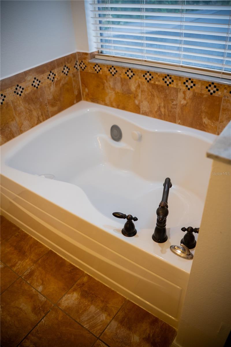 Image 32 of 61 For 2804 Polson Drive