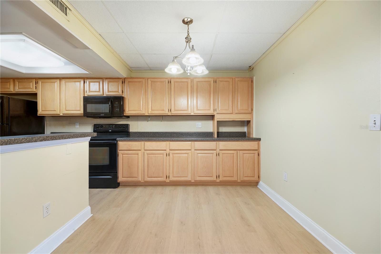 Image 6 of 22 For 1151 Paseo Del Sol  A