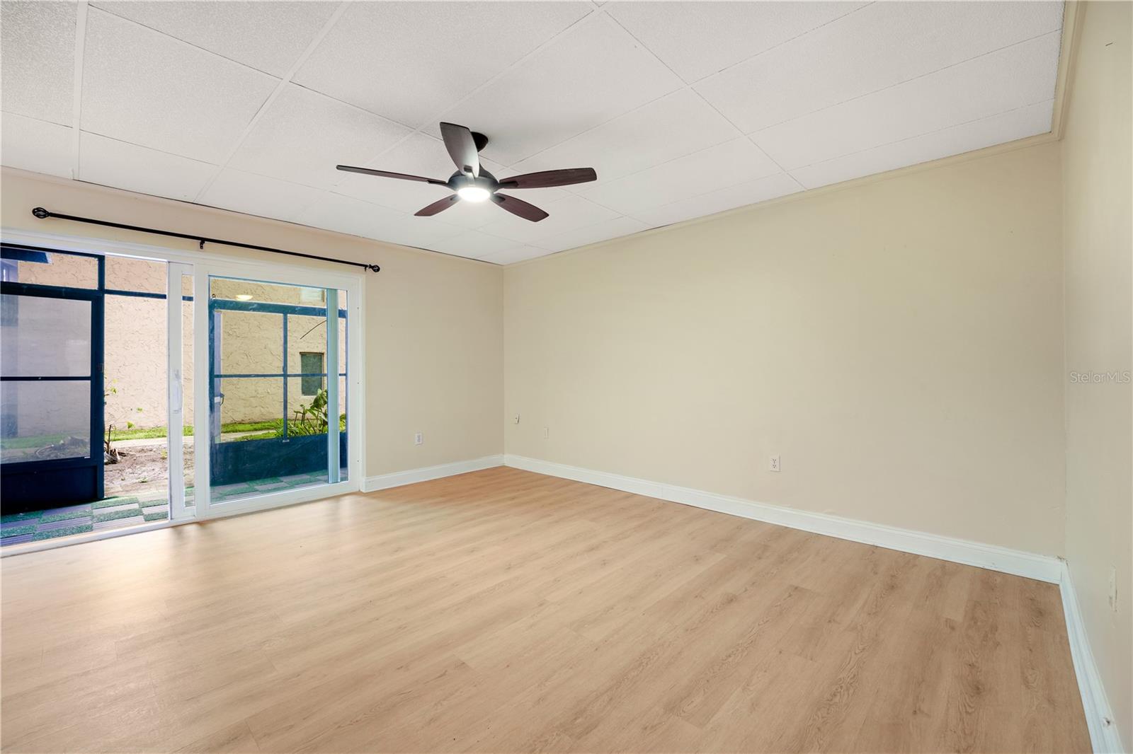 Image 8 of 22 For 1151 Paseo Del Sol  A