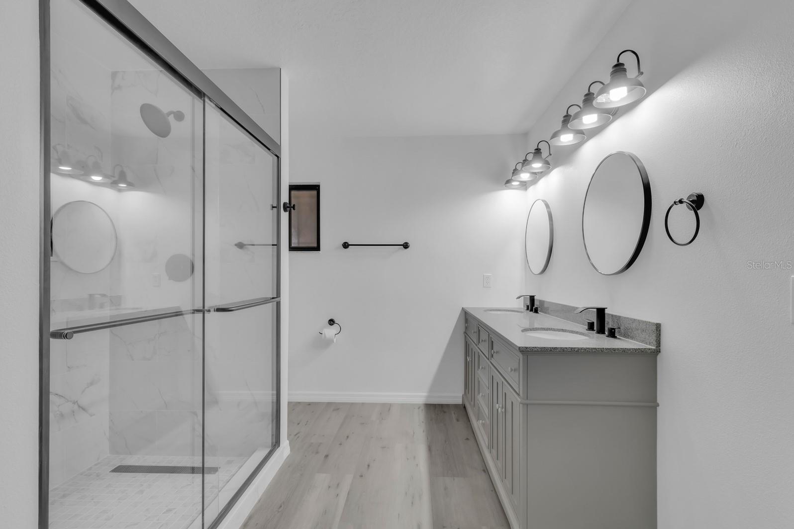 Image 15 of 31 For 1137 Chickasaw Trail