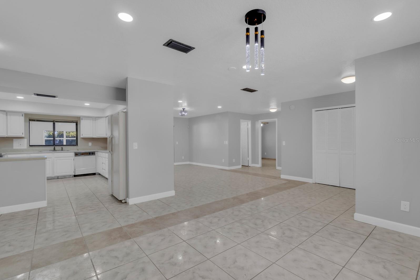 Image 7 of 31 For 1137 Chickasaw Trail