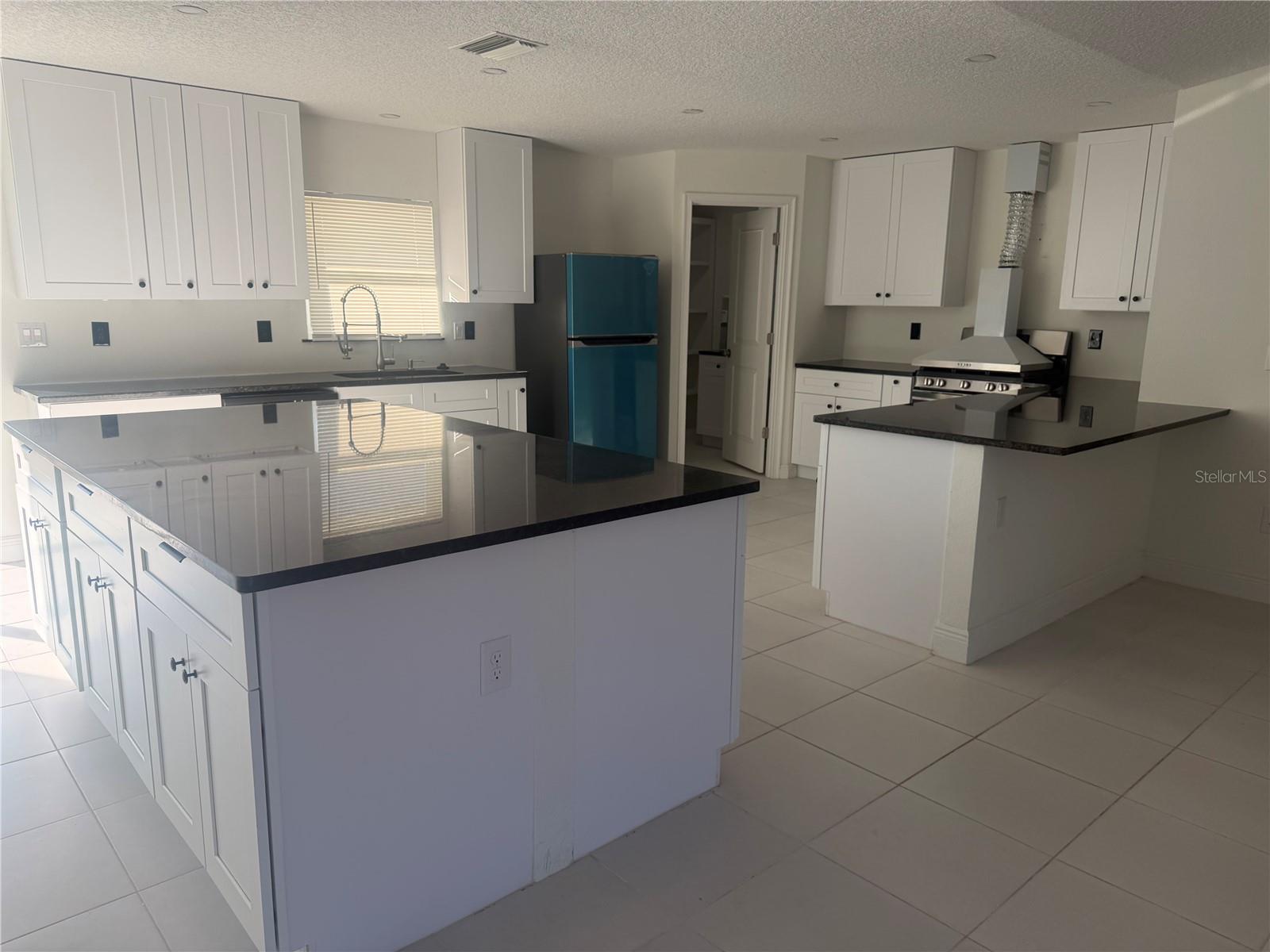 Image 14 of 28 For 3444 Packard Avenue