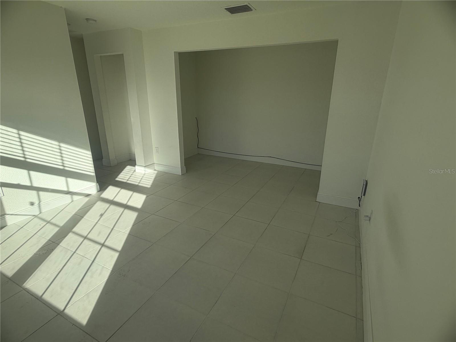 Image 19 of 28 For 3444 Packard Avenue