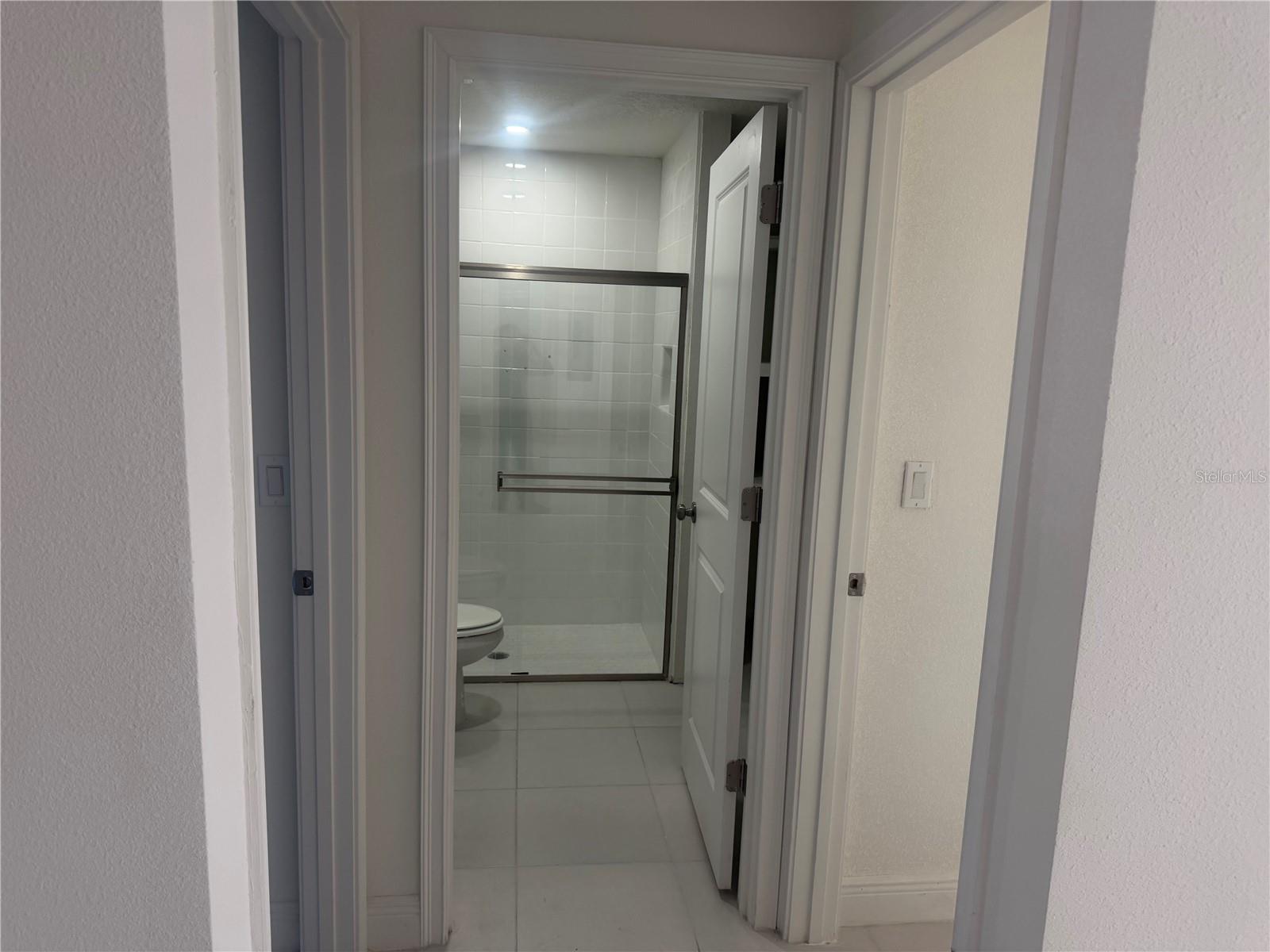 Image 24 of 28 For 3444 Packard Avenue