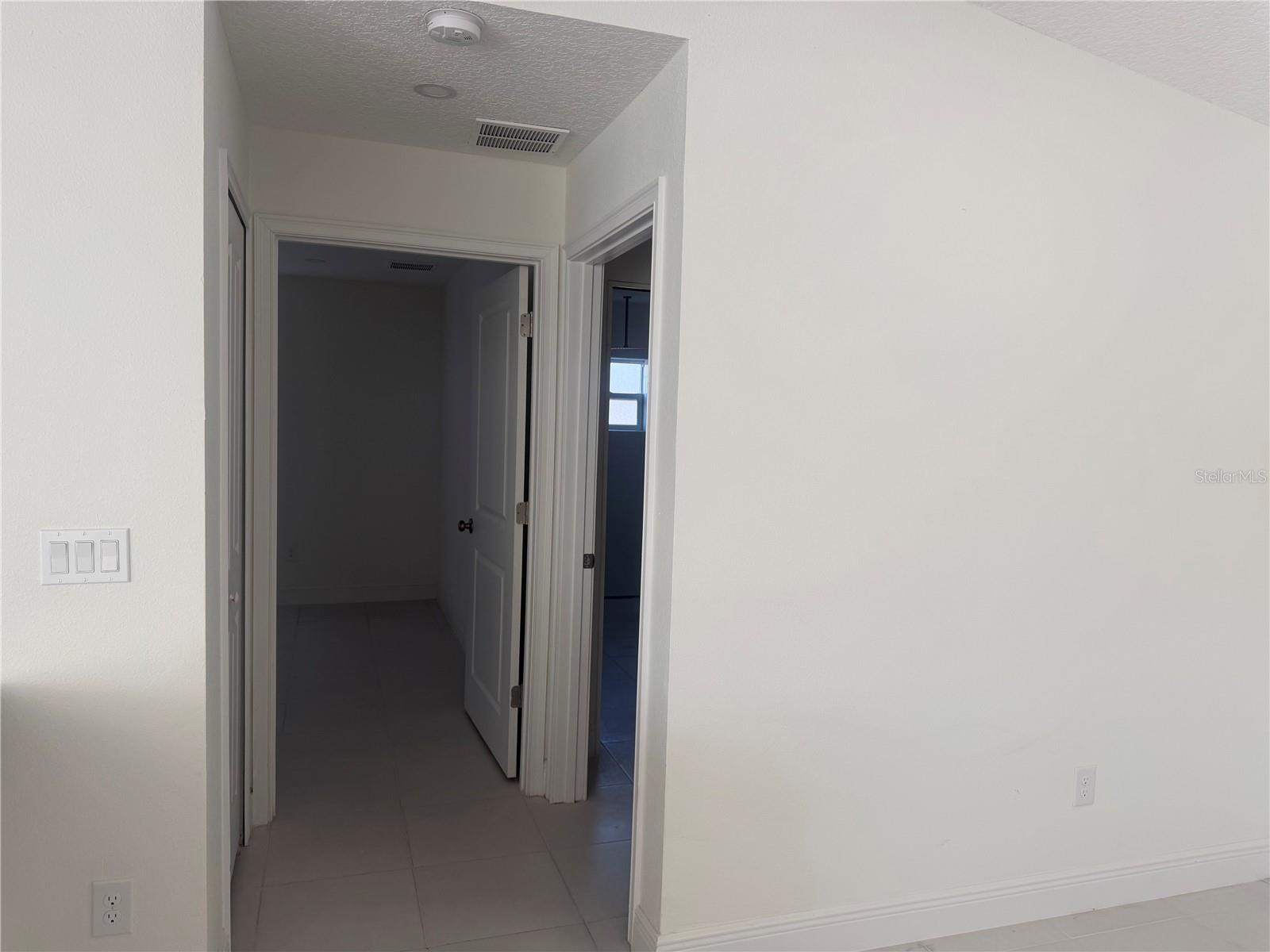 Image 27 of 28 For 3444 Packard Avenue