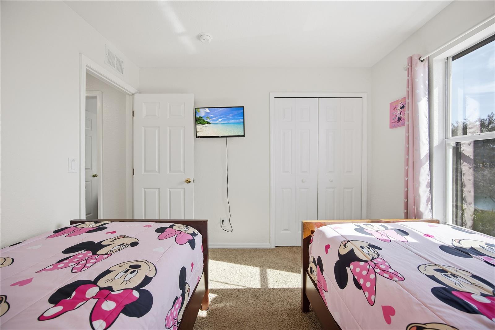 Image 11 of 22 For 510 Calabria Avenue