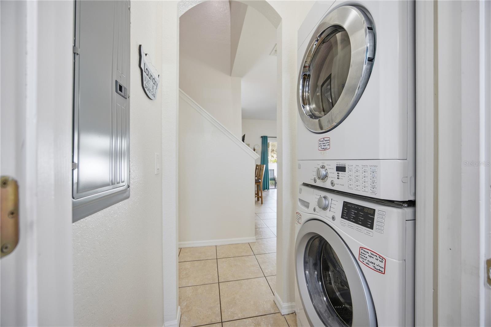 Image 17 of 22 For 510 Calabria Avenue