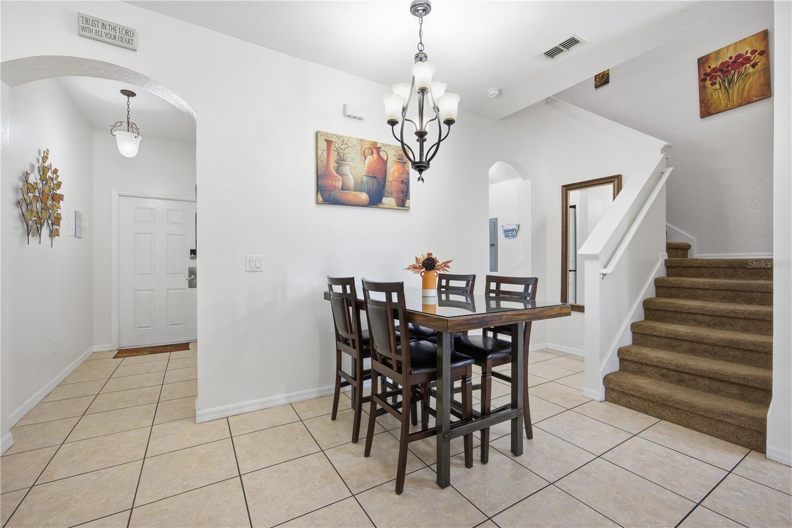 Image 5 of 22 For 510 Calabria Avenue