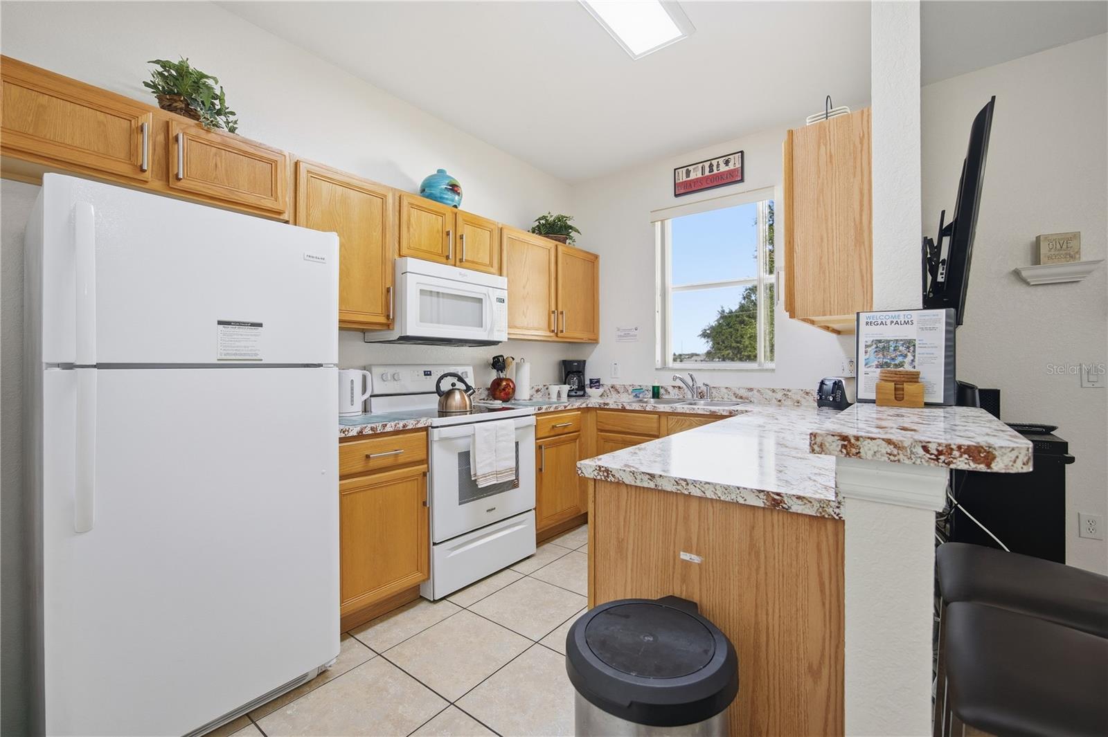 Image 8 of 22 For 510 Calabria Avenue