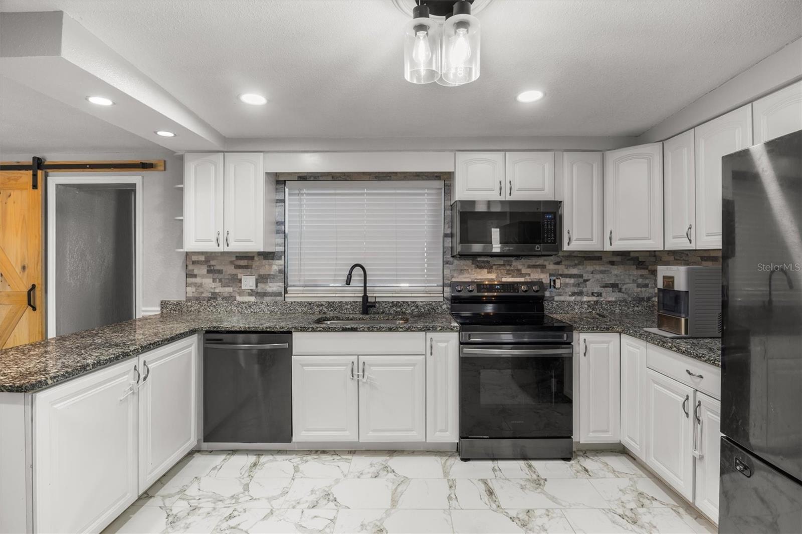 Image 10 of 28 For 5 Twilight Lane