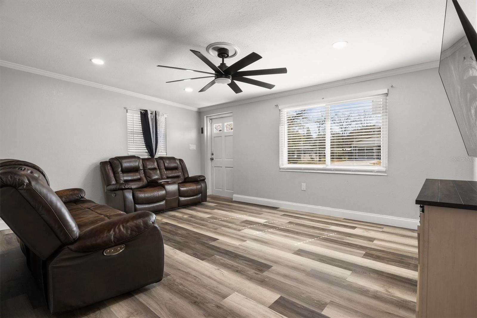 Image 3 of 28 For 5 Twilight Lane