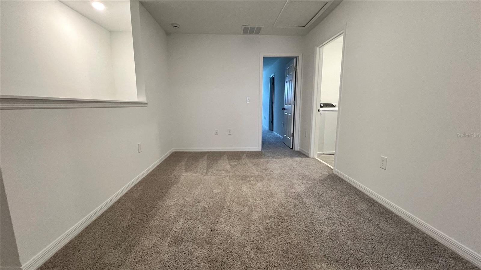 Image 6 of 19 For 2065 Crape Jasmine Lane