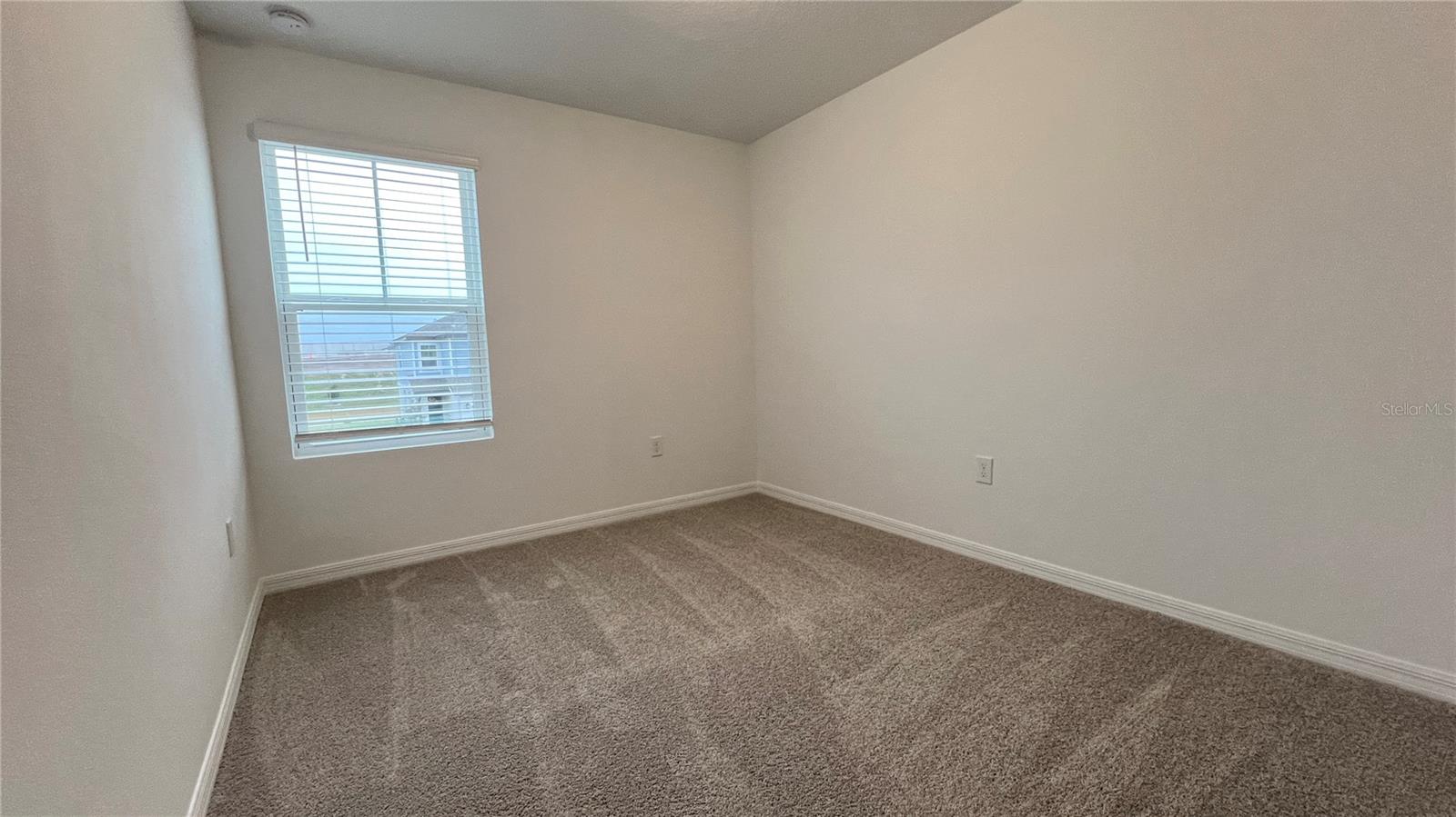 Image 9 of 19 For 2065 Crape Jasmine Lane