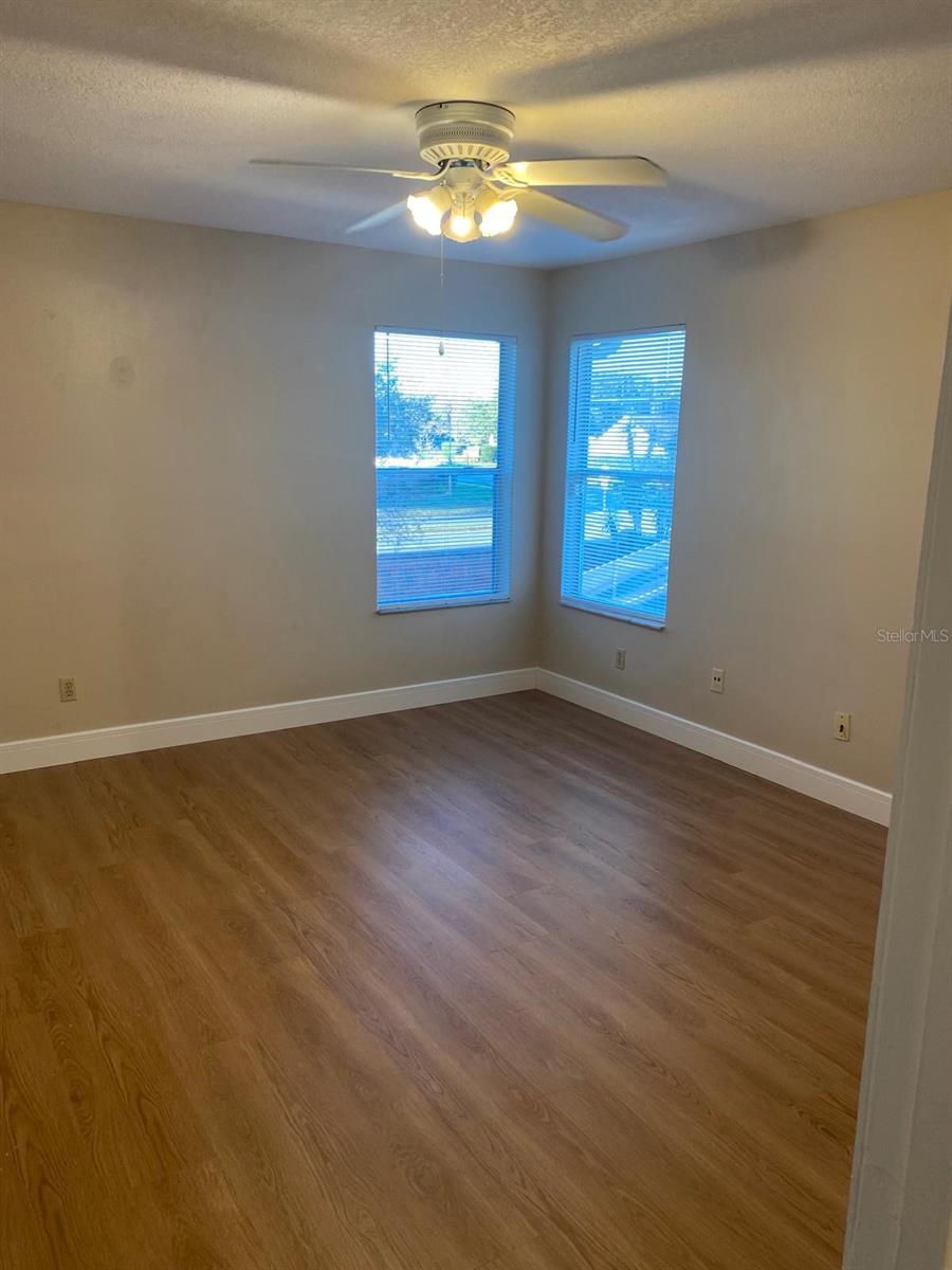 Image 19 of 24 For 1413 Abberton Drive