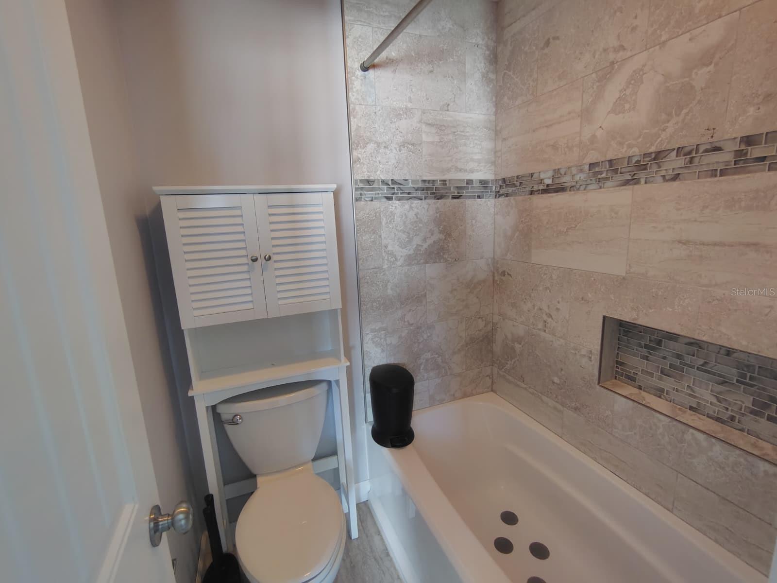 Image 11 of 16 For 453 Prestwick Place