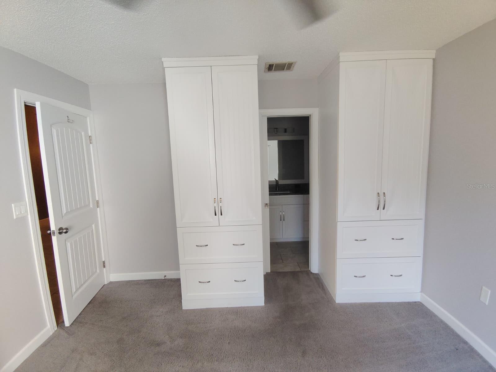 Image 7 of 16 For 453 Prestwick Place