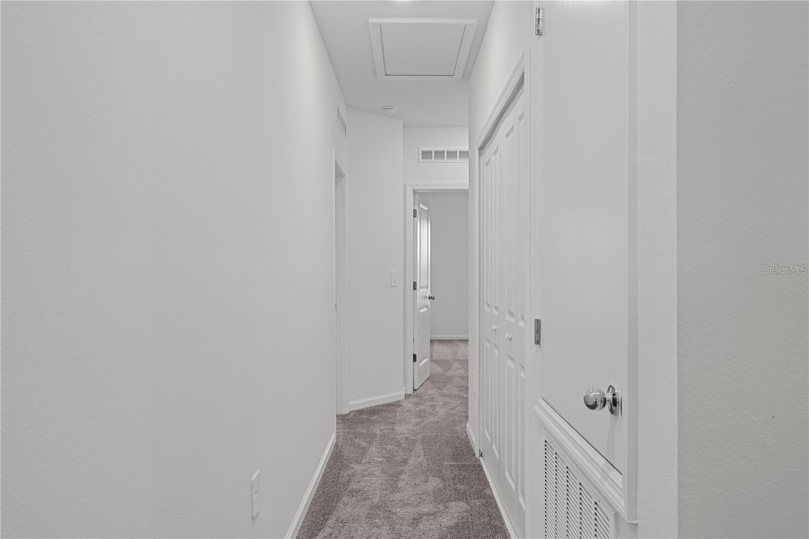 Image 19 of 26 For 3262 Laurent Loop