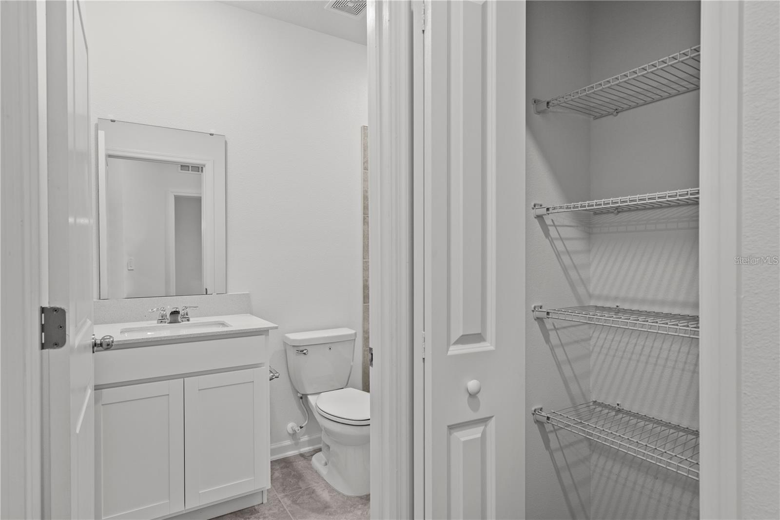 Image 21 of 26 For 3262 Laurent Loop