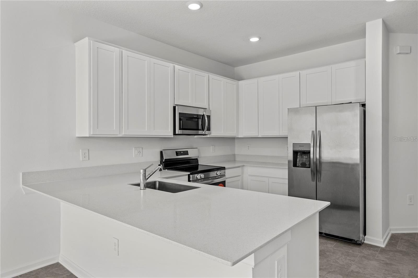 Image 8 of 26 For 3262 Laurent Loop