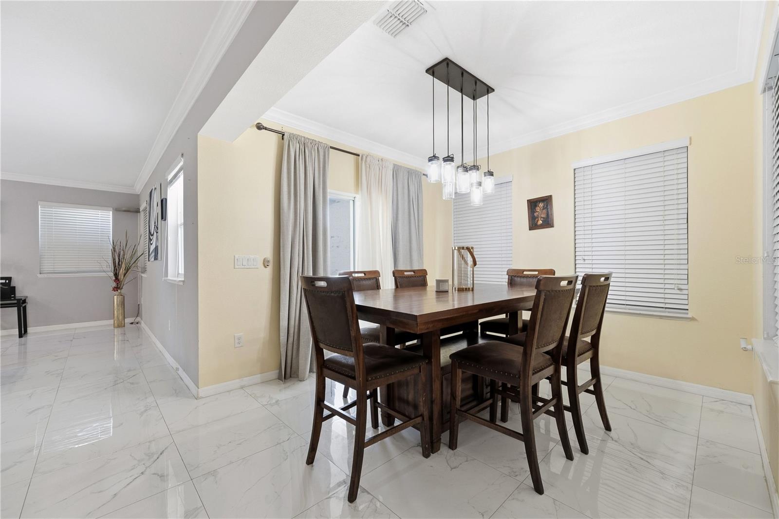 Image 16 of 38 For 643 Washington Way