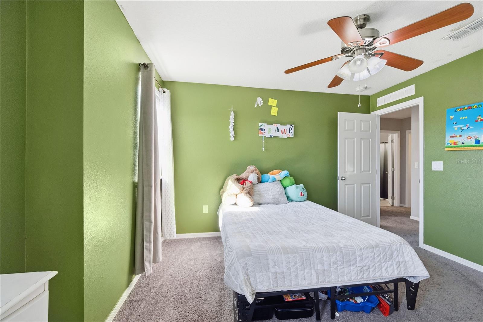 Image 23 of 38 For 643 Washington Way