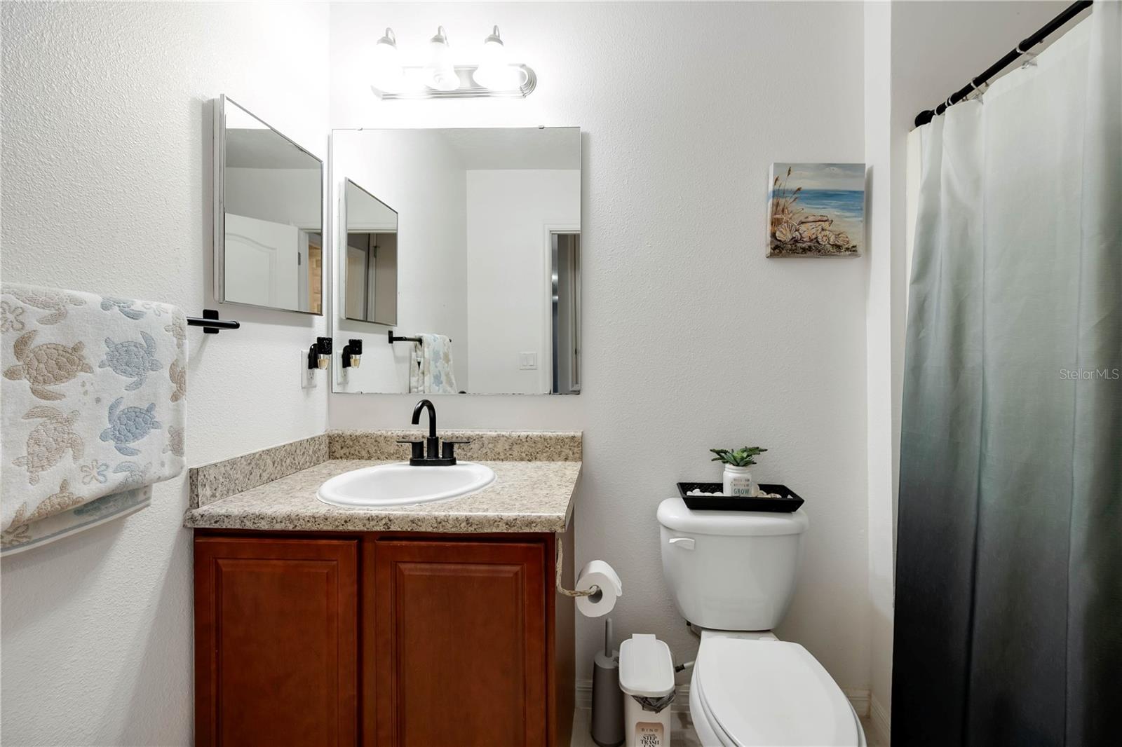 Image 24 of 38 For 643 Washington Way