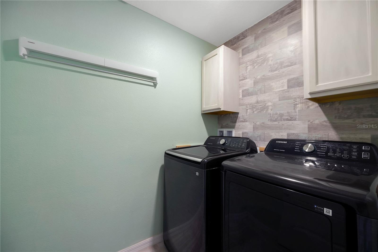 Image 29 of 38 For 643 Washington Way