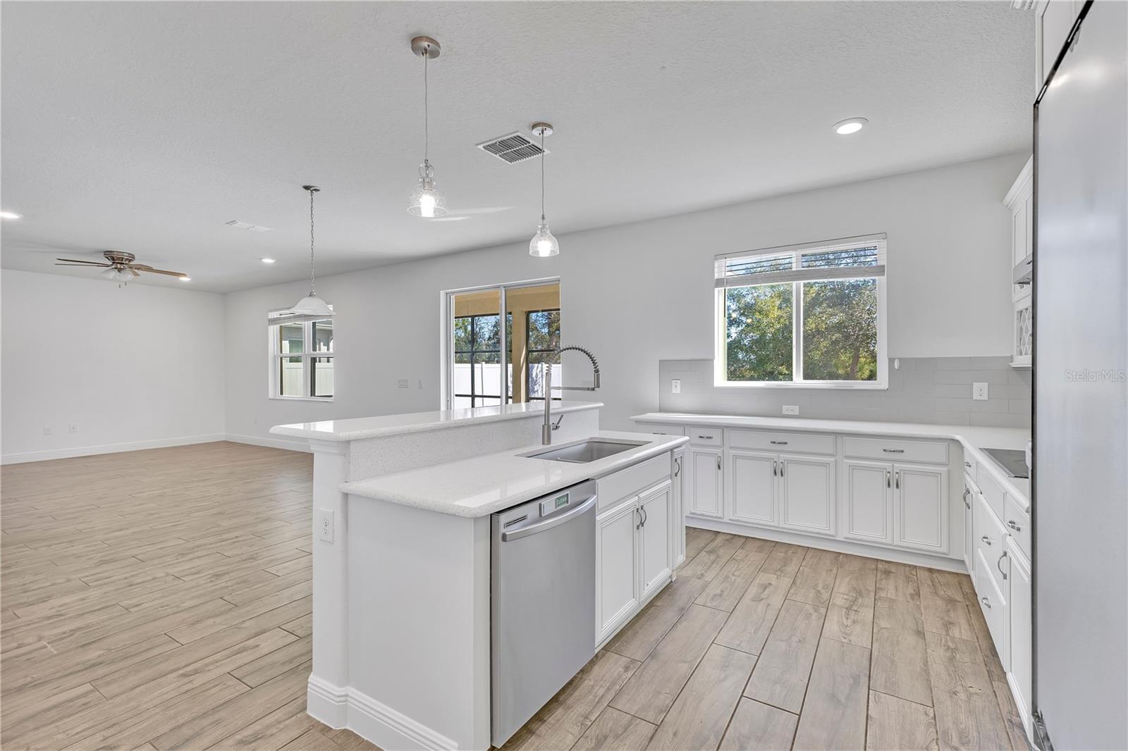 Image 9 of 36 For 5424 Marylebone Drive