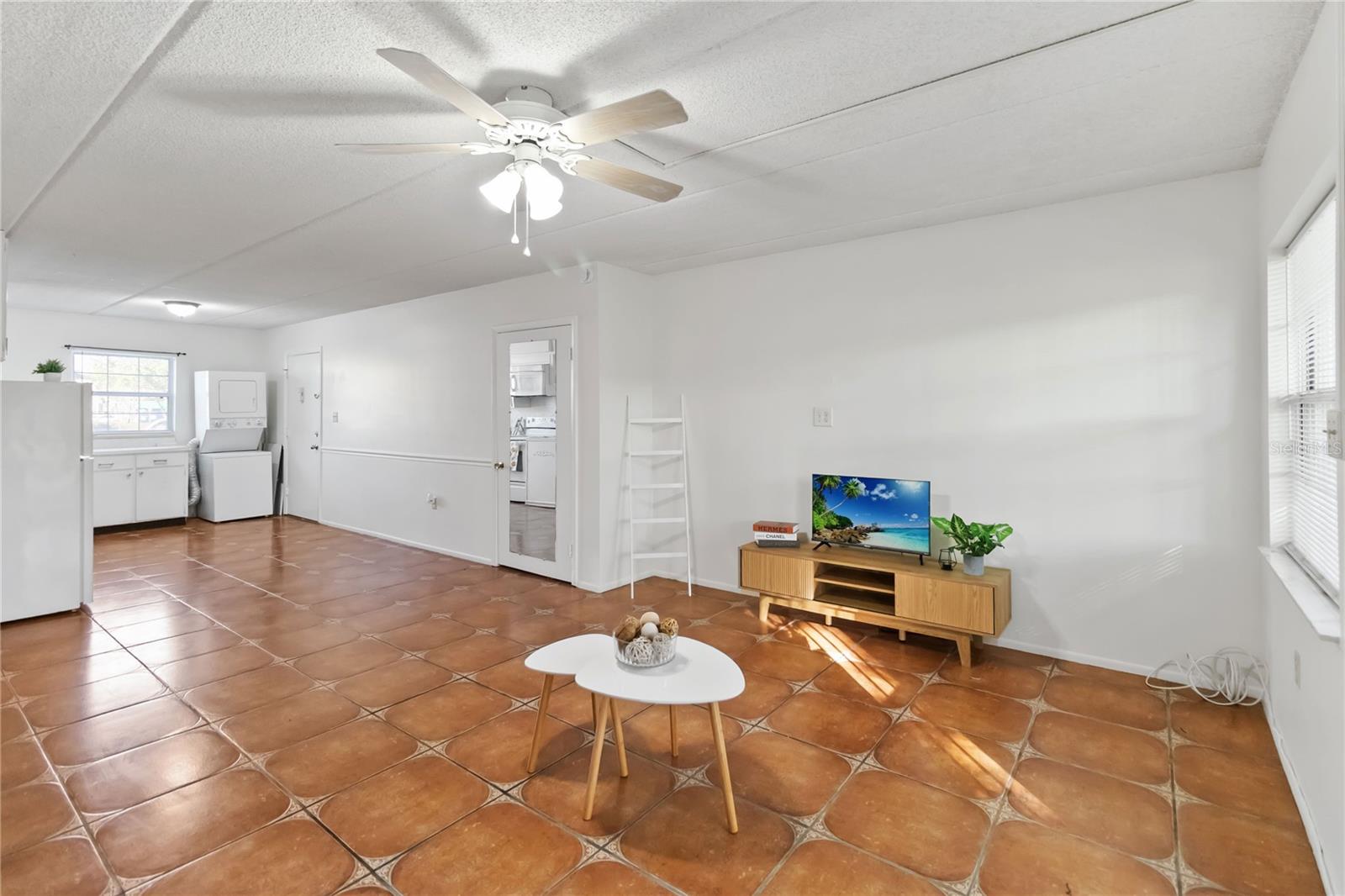 Image 9 of 29 For 525 Conway Road 29