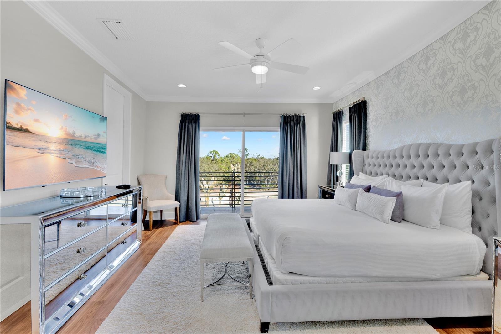 Image 17 of 47 For 7580 Excitement Drive