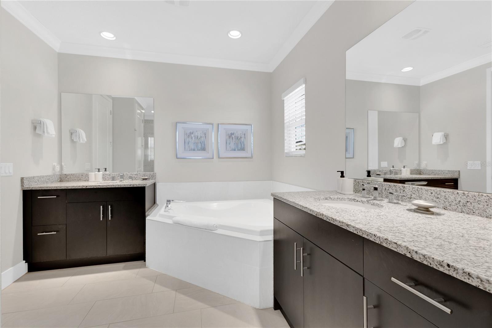 Image 19 of 47 For 7580 Excitement Drive