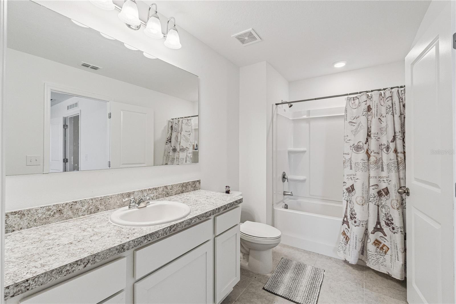 Image 14 of 20 For 5931 Chestnut Grove Place