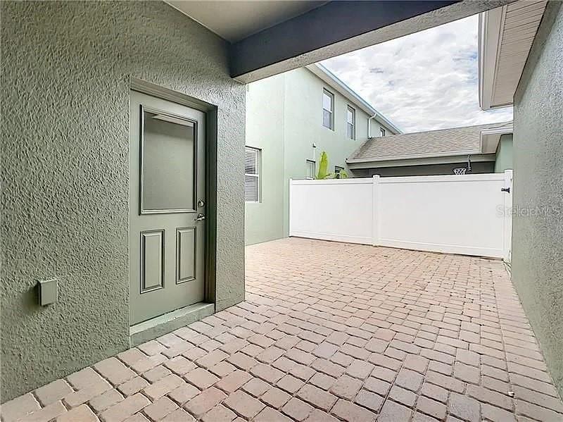 Image 60 of 61 For 14843 Driftwater Drive