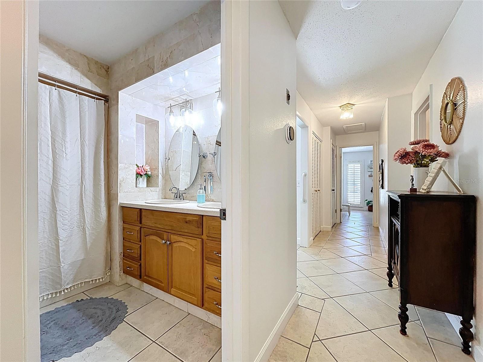 Image 53 of 72 For 2646 Newport Avenue