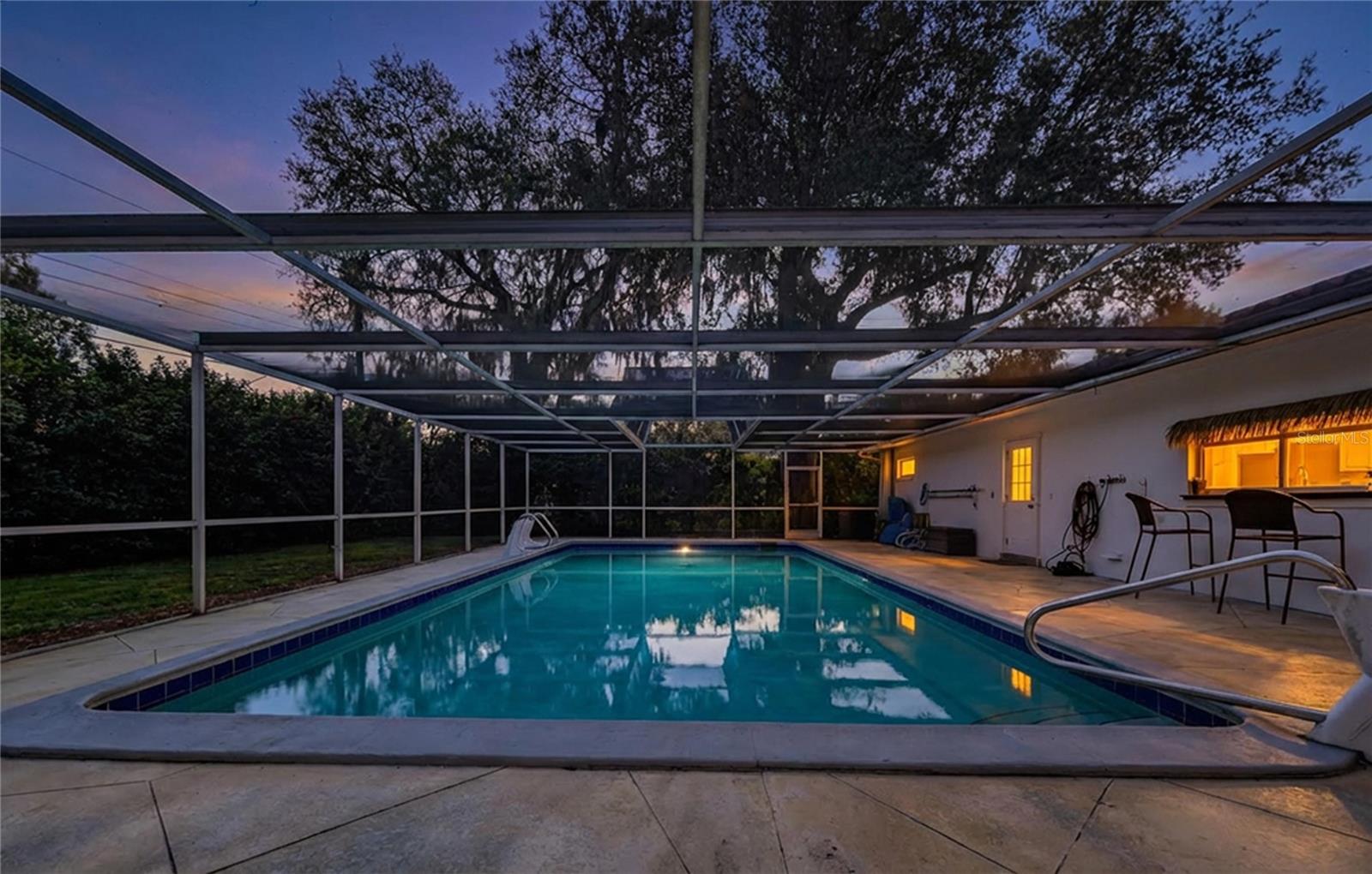 Image 63 of 72 For 2646 Newport Avenue