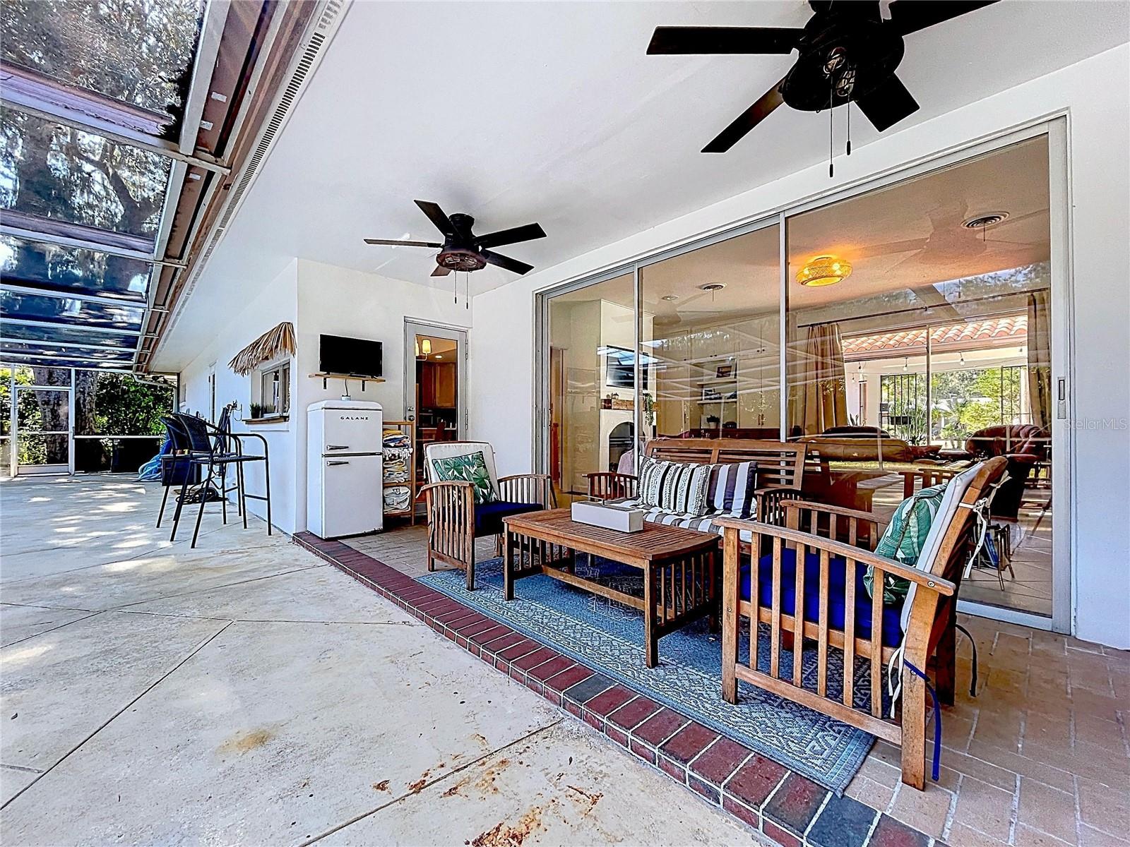 Image 67 of 72 For 2646 Newport Avenue