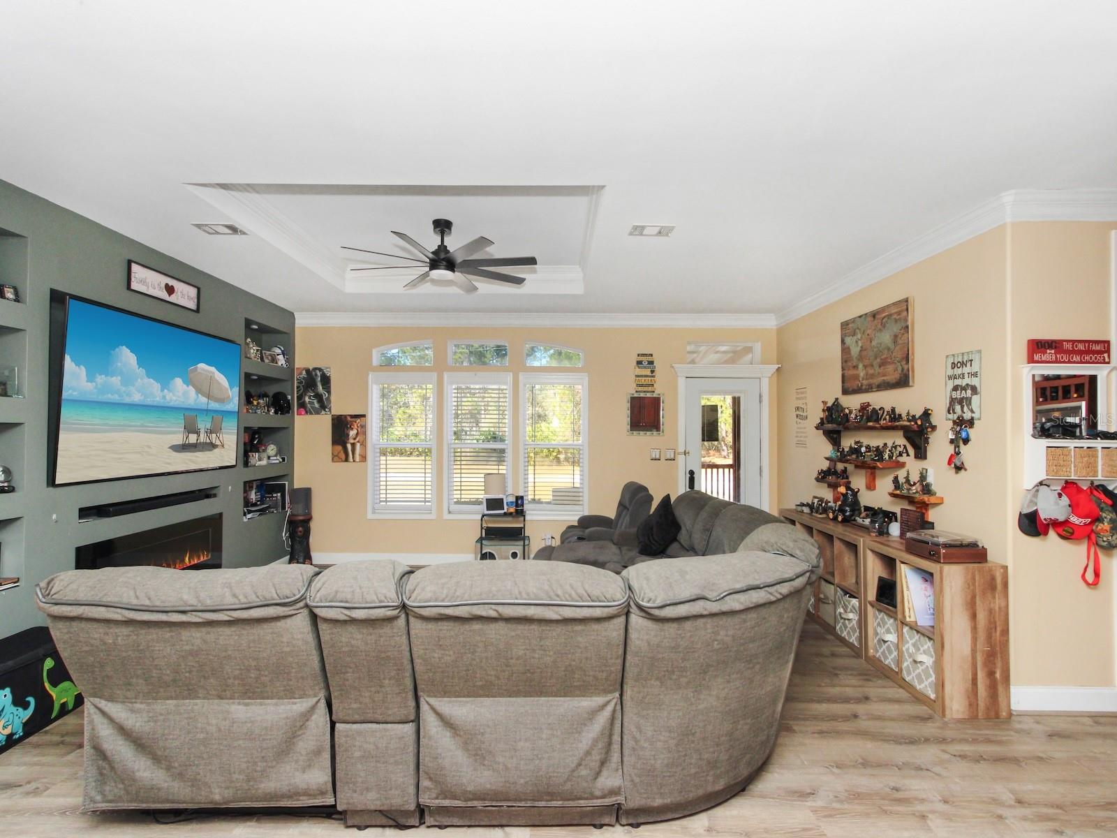 Image 5 of 32 For 6222 Buck Fever Road