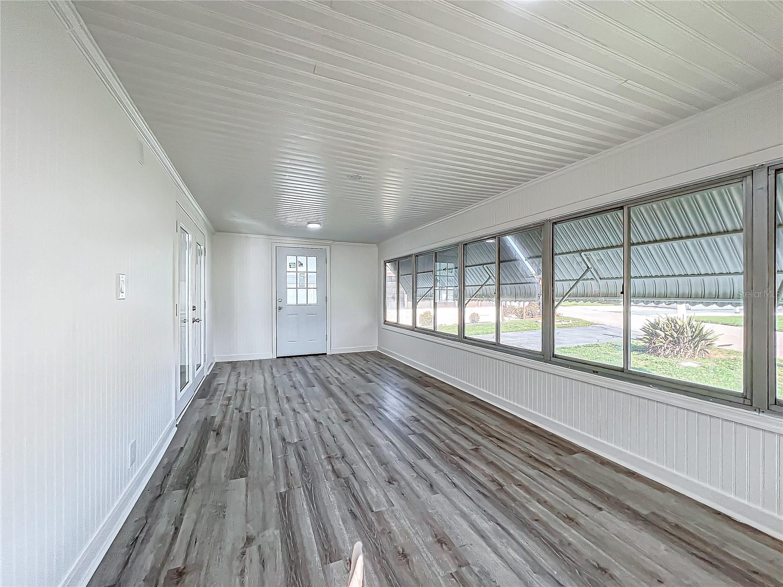 Image 15 of 39 For 140 Orangewood Drive 67