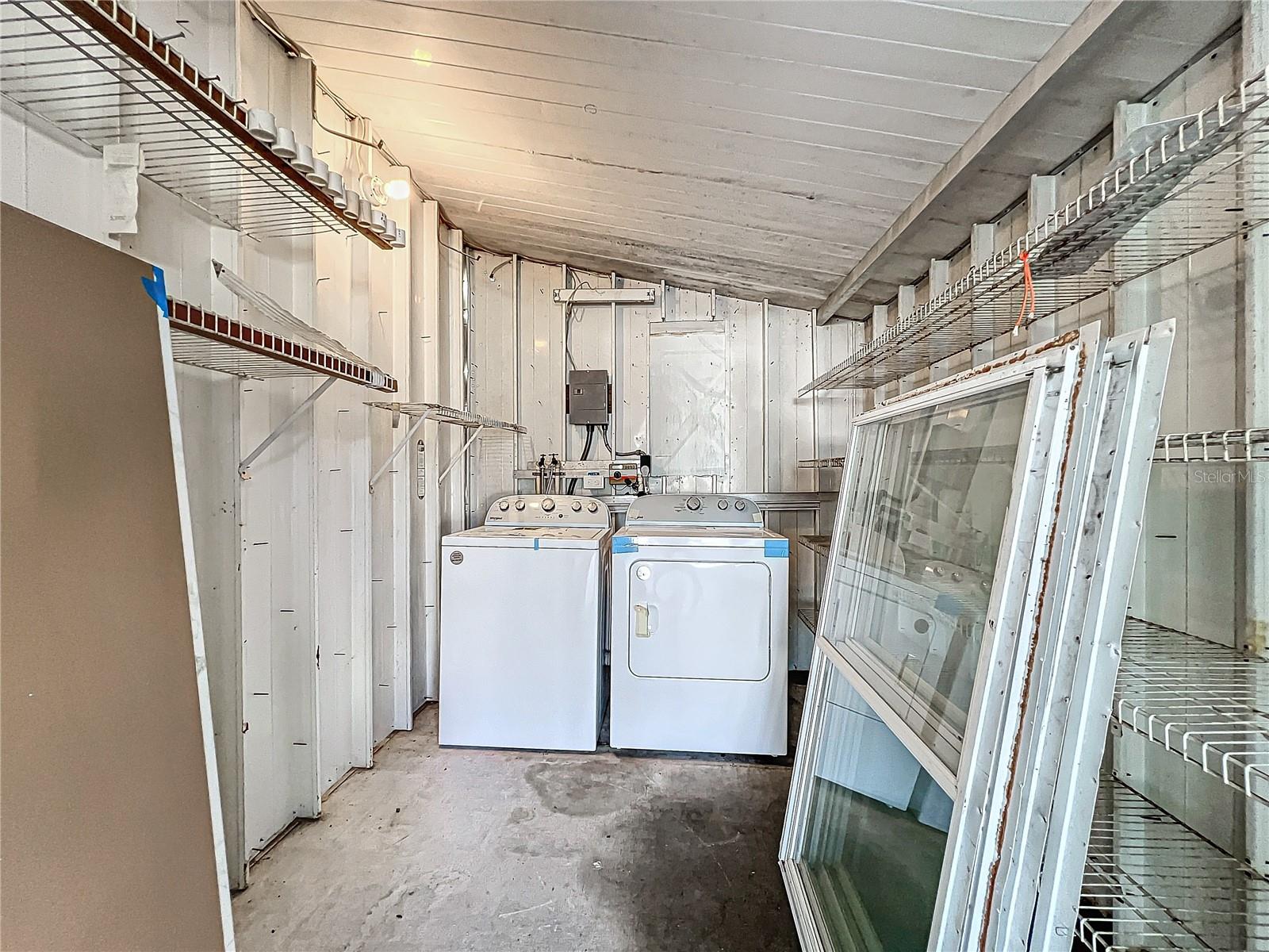 Image 26 of 39 For 140 Orangewood Drive 67