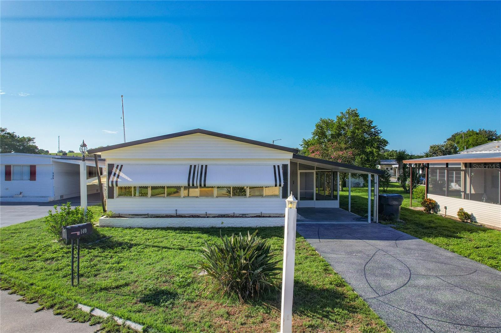 Image 29 of 39 For 140 Orangewood Drive 67