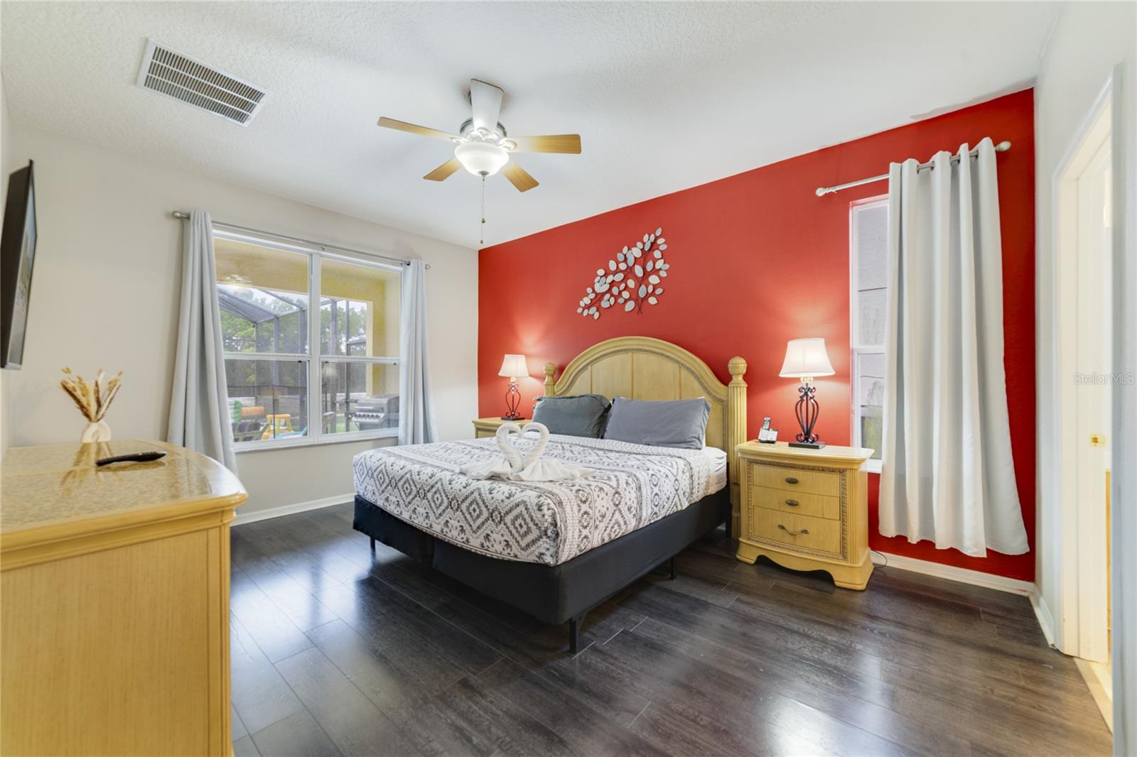 Image 14 of 48 For 8601 La Isla Drive