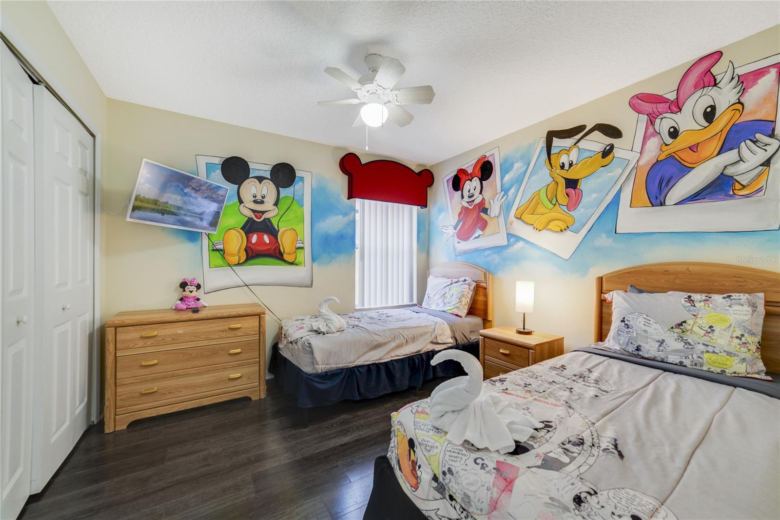 Image 20 of 48 For 8601 La Isla Drive