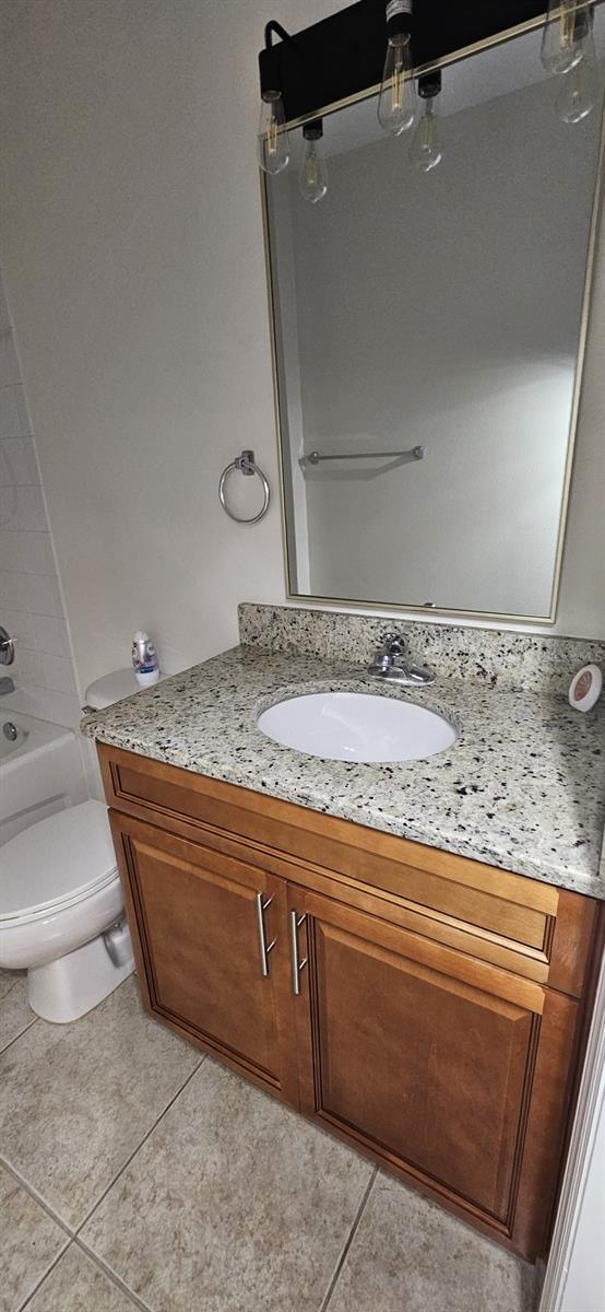 Image 2 of 13 For 495 Las Cortes Lane 205