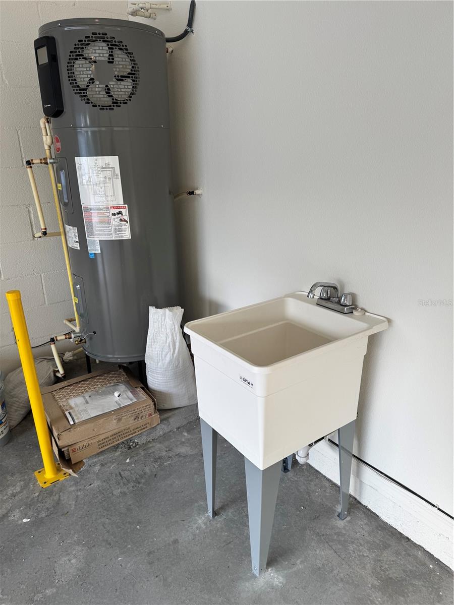 Image 19 of 40 For 12093 Stone Bark Trail