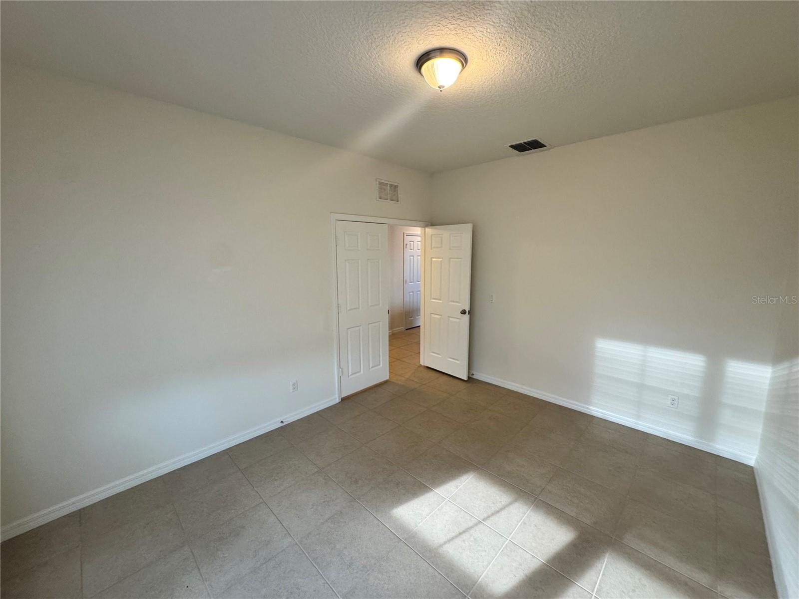 Image 28 of 40 For 12093 Stone Bark Trail