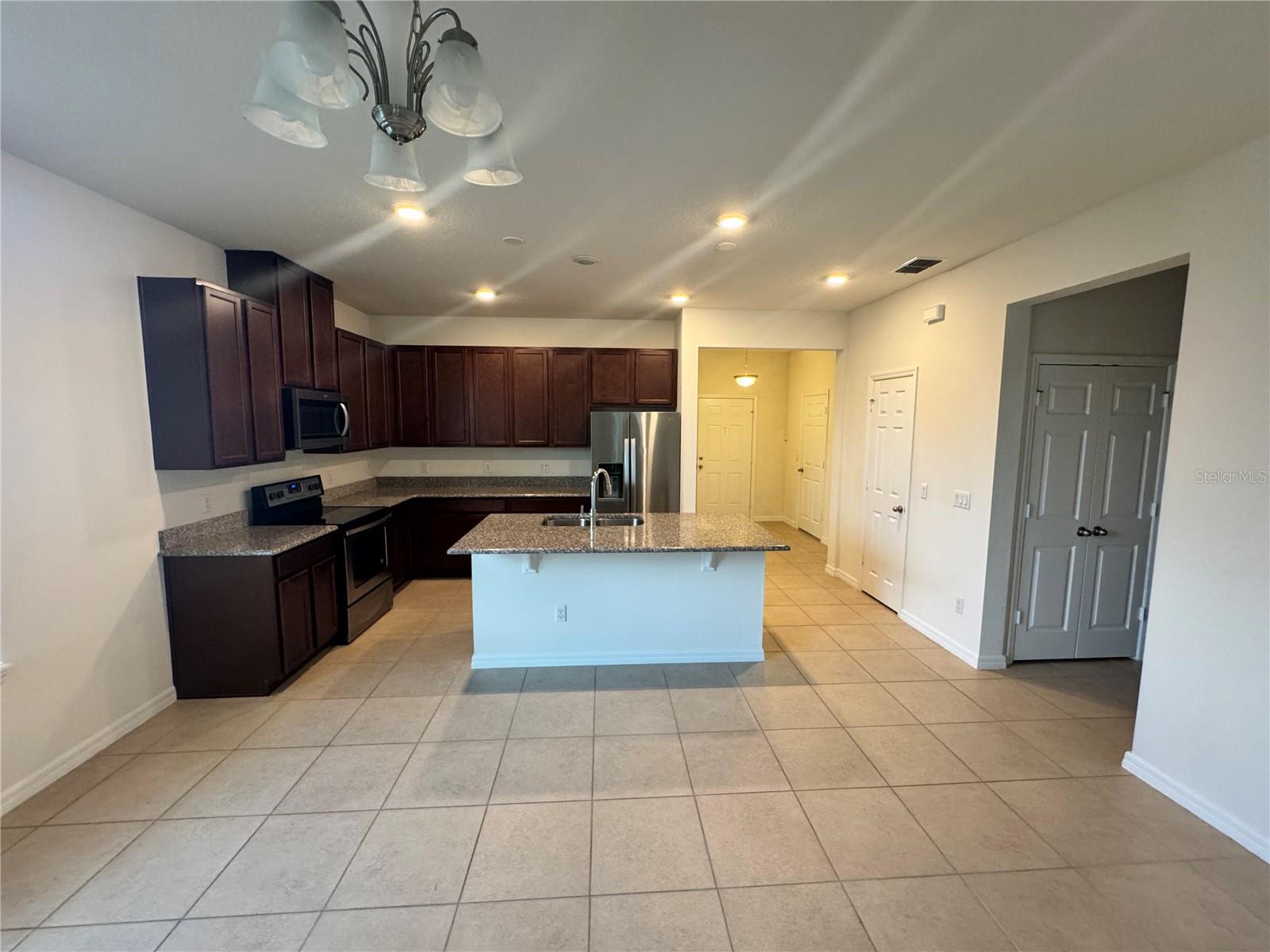 Image 5 of 40 For 12093 Stone Bark Trail