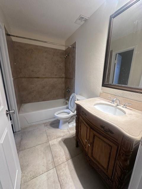 Image 16 of 24 For 4007 Versailles Drive 4007f