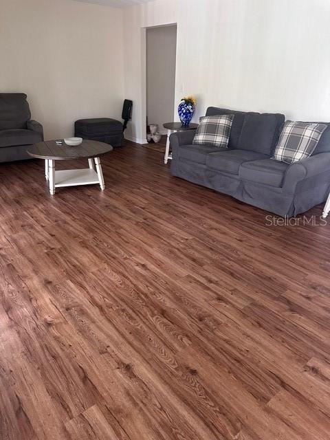 Image 6 of 24 For 4007 Versailles Drive 4007f