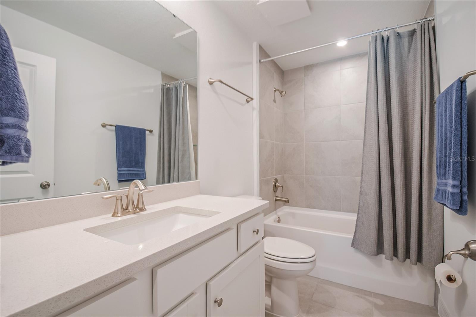 Image 6 of 41 For 9867 Walkway Drive